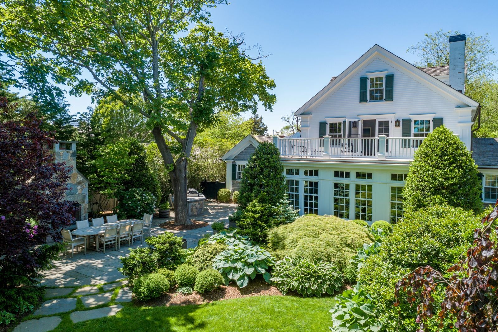 107 Peases Point Way North : a Luxury Single Family Home for Sale - Edgartown, Massachusetts
